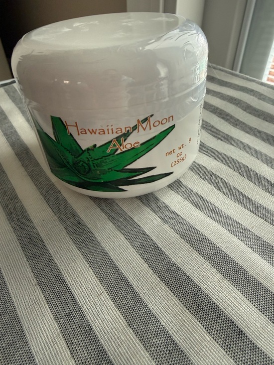 Aloe White Skin Cream - Soothing Moisturizer - Picture 5 of 5